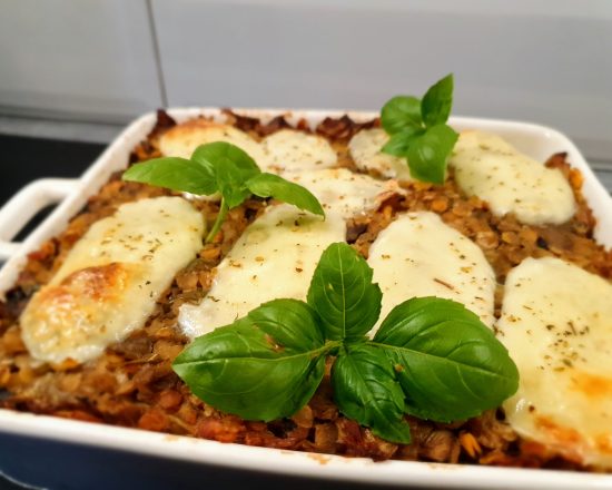 Zapiekana soczewica z porem i pieczarkami